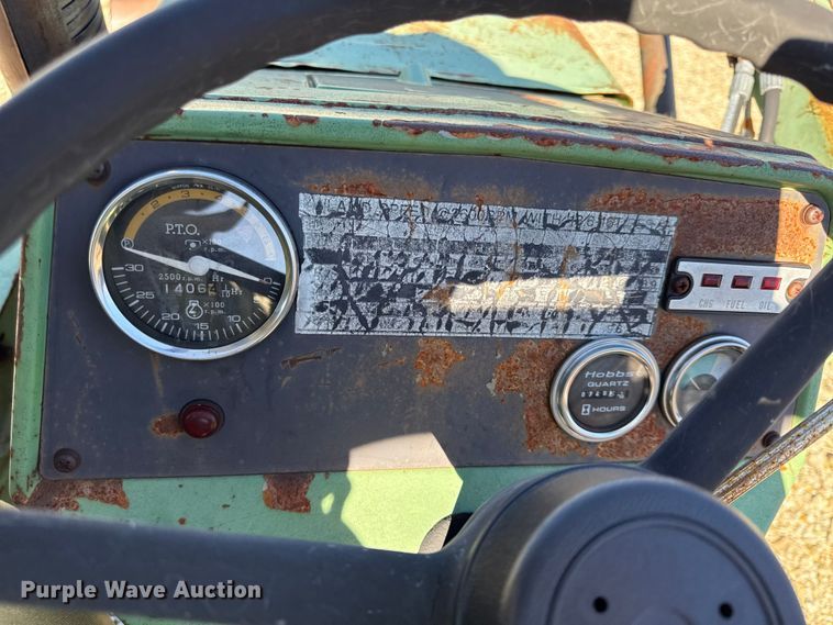 image for item EN0300 Deutz-Allis 5220 tractor