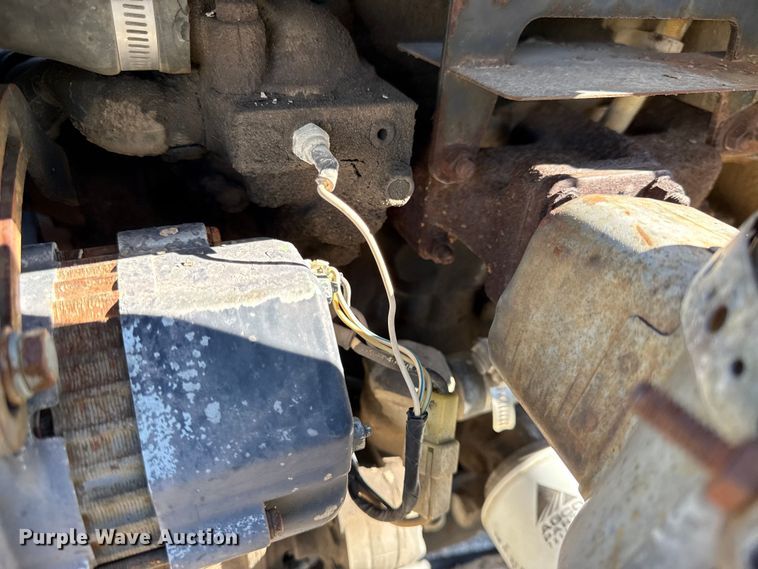 image for item EN0300 Deutz-Allis 5220 tractor