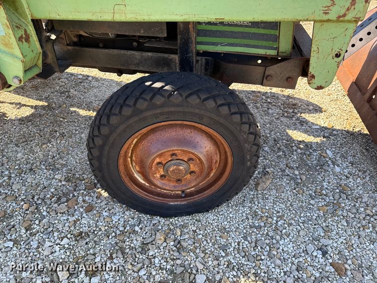 image for item EN0300 Deutz-Allis 5220 tractor