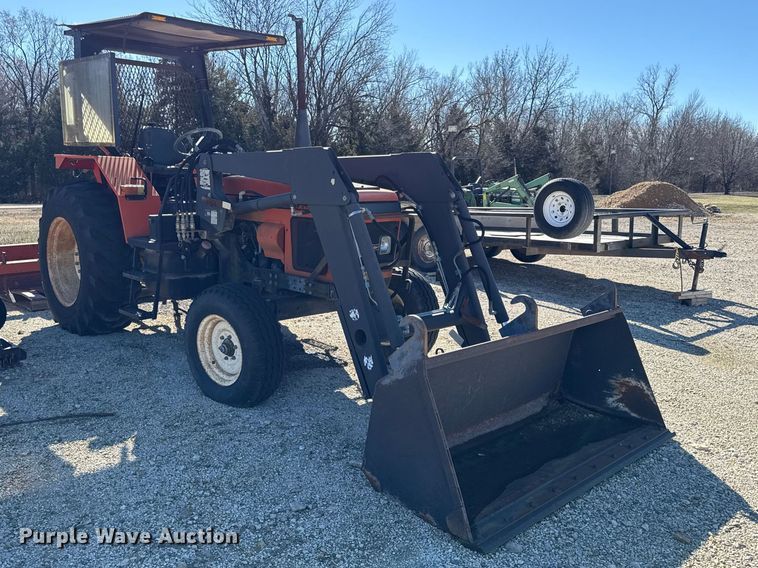 image for item EN0301 Zetor 5320 tractor