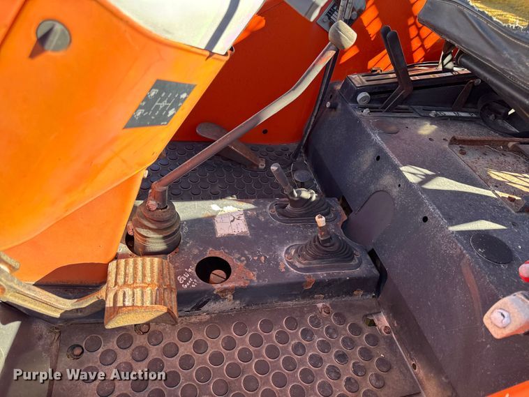 image for item EN0301 Zetor 5320 tractor