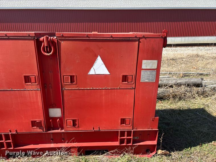 image for item EN5975 U.S. Department of Defense MEP 006A generator