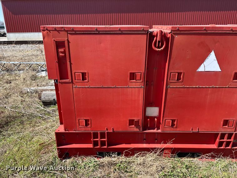 image for item EN5975 U.S. Department of Defense MEP 006A generator