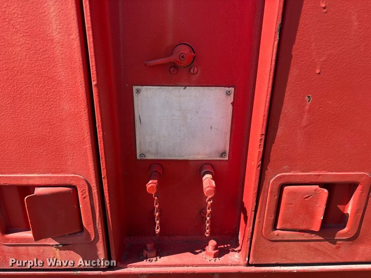 image for item EN5975 U.S. Department of Defense MEP 006A generator