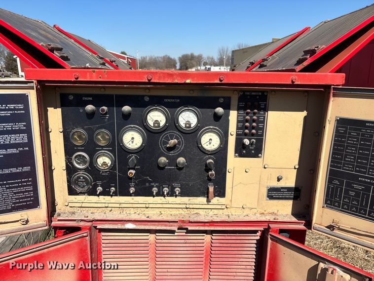 image for item EN5975 U.S. Department of Defense MEP 006A generator