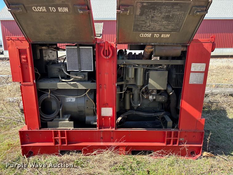 image for item EN5975 U.S. Department of Defense MEP 006A generator