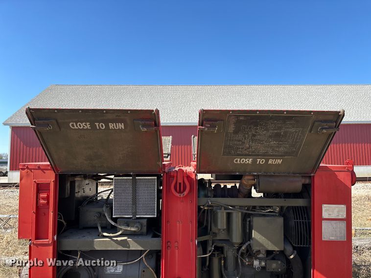 image for item EN5975 U.S. Department of Defense MEP 006A generator