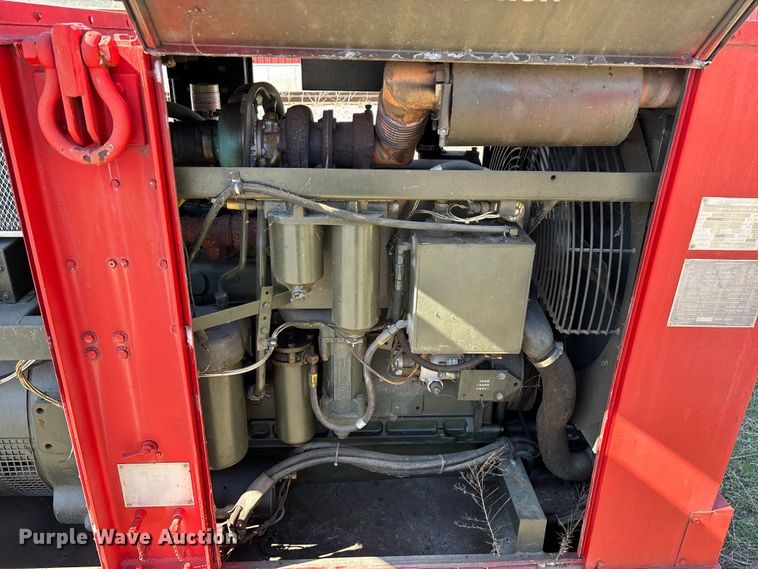 image for item EN5975 U.S. Department of Defense MEP 006A generator