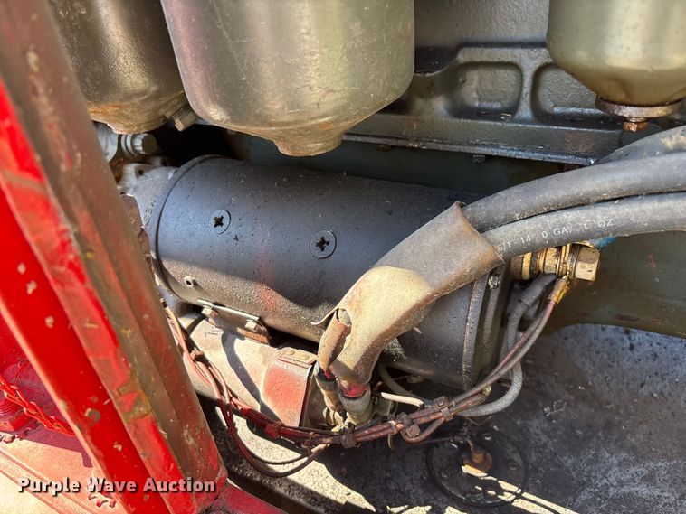 image for item EN5975 U.S. Department of Defense MEP 006A generator