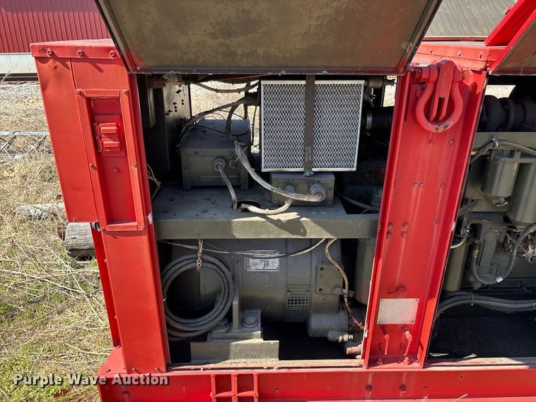 image for item EN5975 U.S. Department of Defense MEP 006A generator