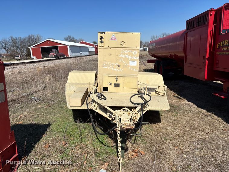 image for item EN5976 1993 U.S. Department of Defense MEP-805A generator