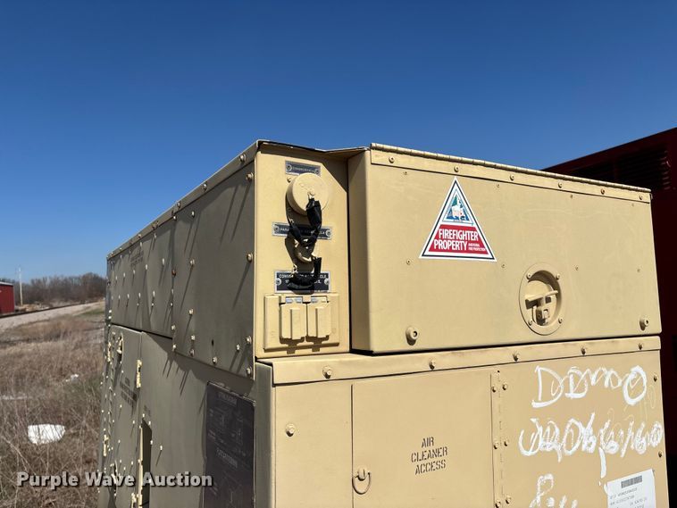 image for item EN5976 1993 U.S. Department of Defense MEP-805A generator