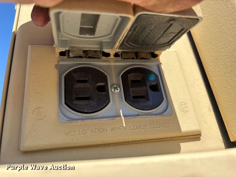 image for item EN5976 1993 U.S. Department of Defense MEP-805A generator