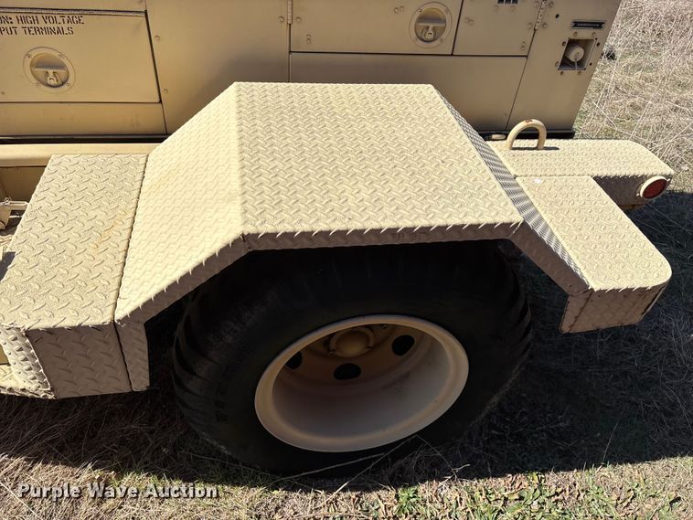 image for item EN5976 1993 U.S. Department of Defense MEP-805A generator