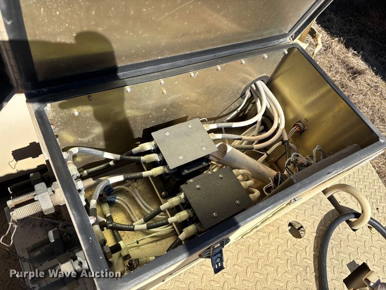 image for item EN5976 1993 U.S. Department of Defense MEP-805A generator