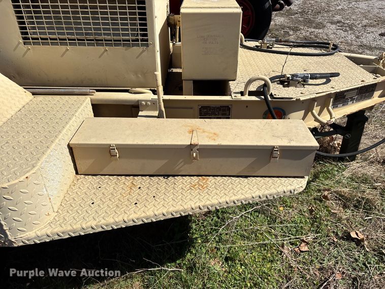 image for item EN5976 1993 U.S. Department of Defense MEP-805A generator