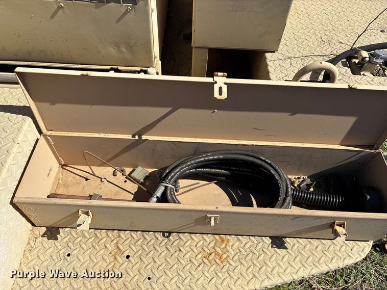 image for item EN5976 1993 U.S. Department of Defense MEP-805A generator