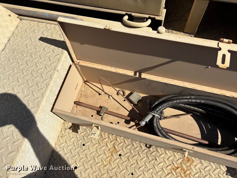 image for item EN5976 1993 U.S. Department of Defense MEP-805A generator