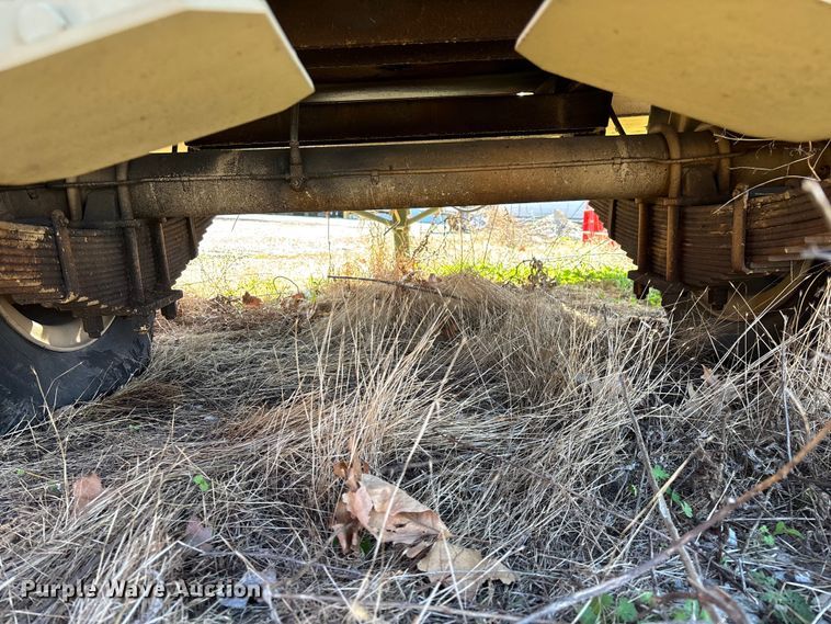 image for item EN5976 1993 U.S. Department of Defense MEP-805A generator