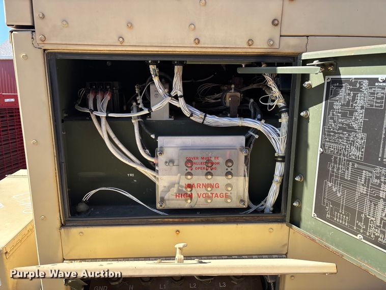 image for item EN5976 1993 U.S. Department of Defense MEP-805A generator