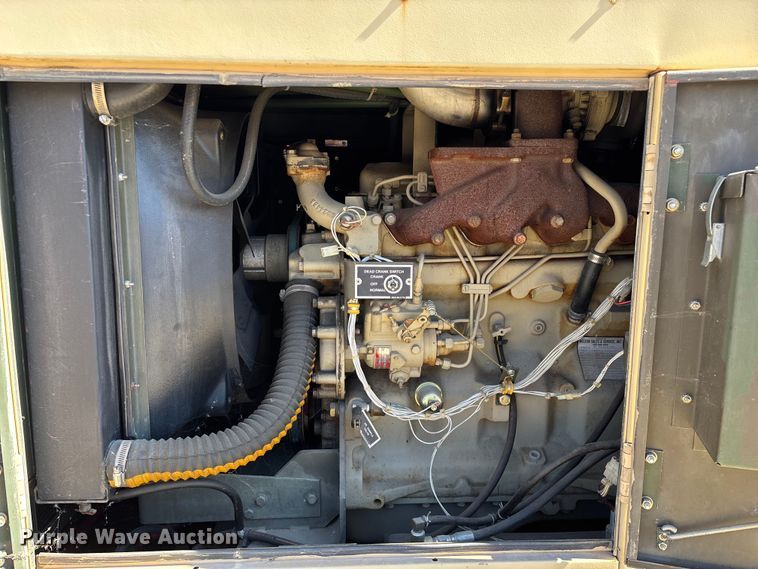 image for item EN5976 1993 U.S. Department of Defense MEP-805A generator