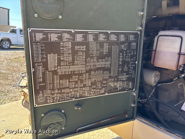 image for item EN5976 1993 U.S. Department of Defense MEP-805A generator