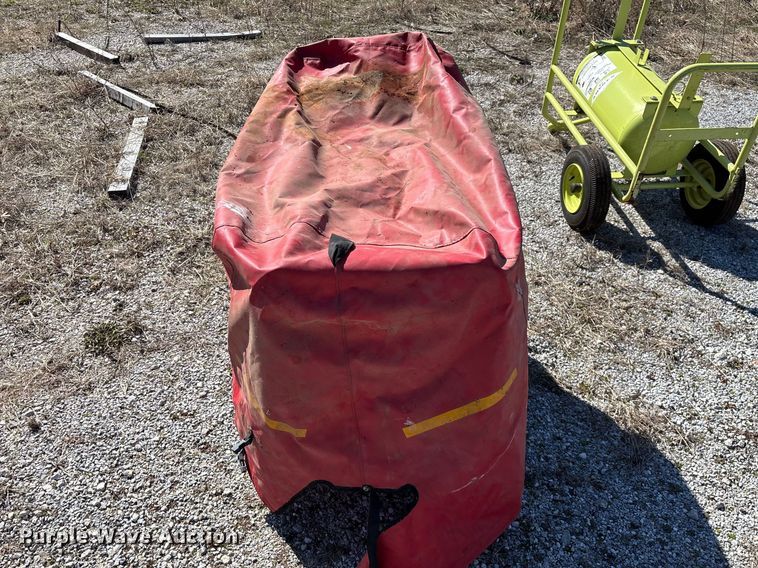 image for item EN5977 (2) fire extinguishers 