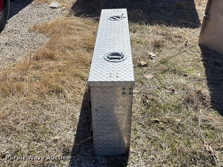 image for item EN5979 Oxygen storage tank