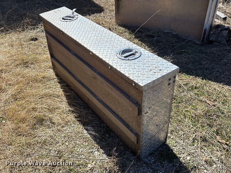 image for item EN5979 Oxygen storage tank