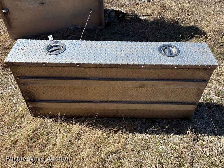 image for item EN5979 Oxygen storage tank