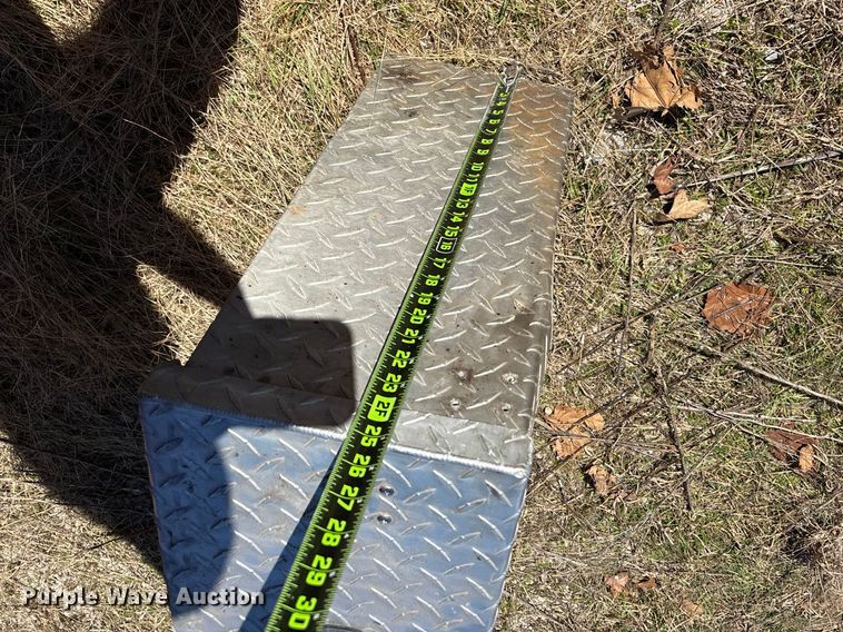 image for item EN5979 Oxygen storage tank