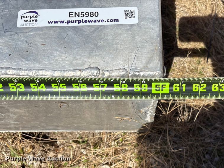 image for item EN5980 Tank