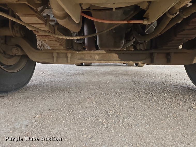 image for item ES2933 1984 AM General M915A1 semi truck