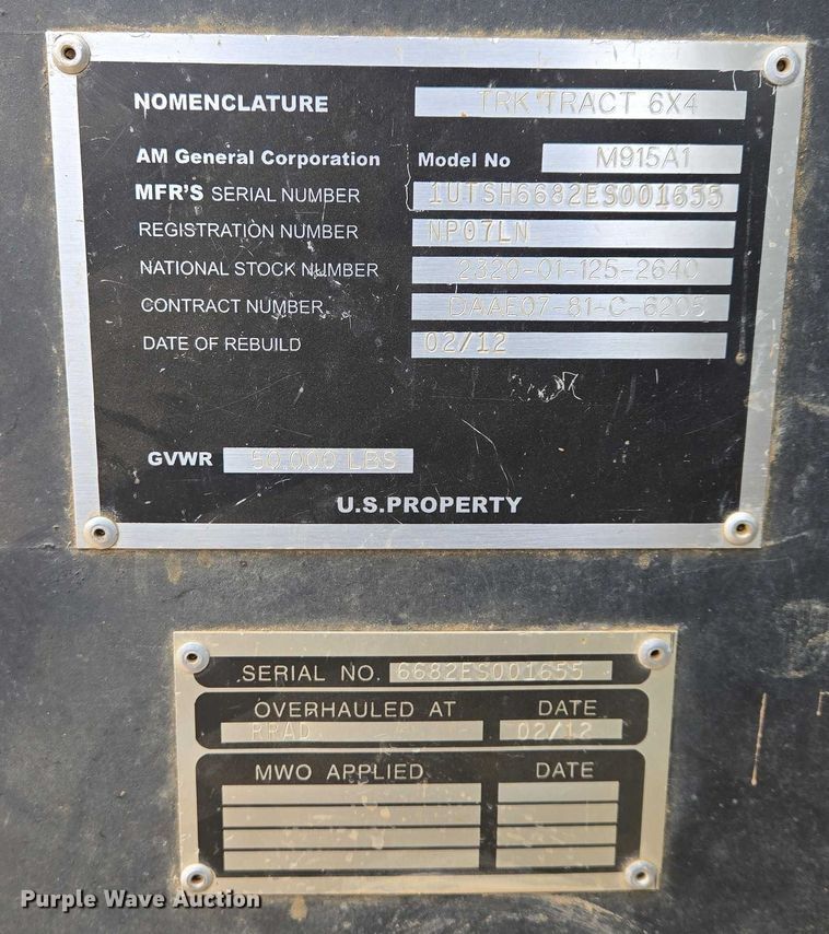 image for item ES2933 1984 AM General M915A1 semi truck