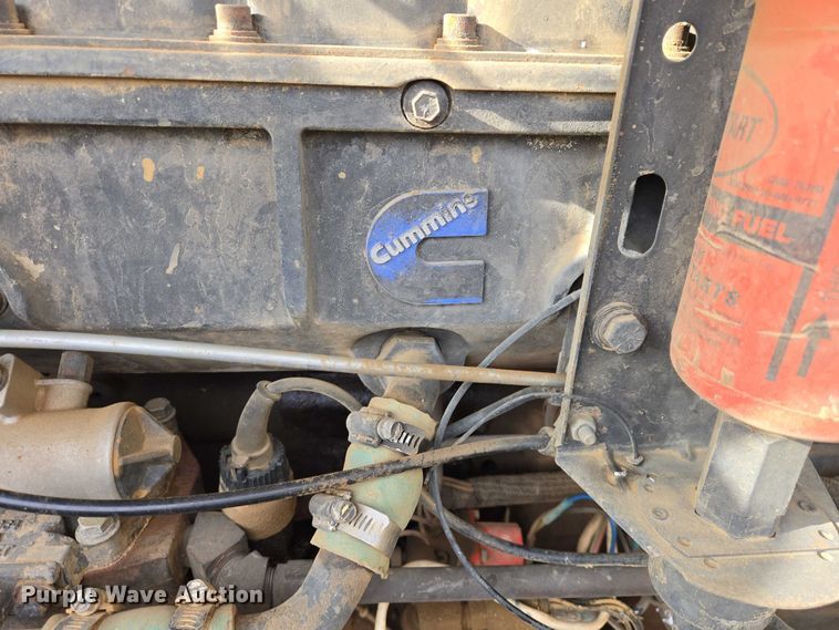 image for item ES2934 1983 AM General M915A1 semi truck