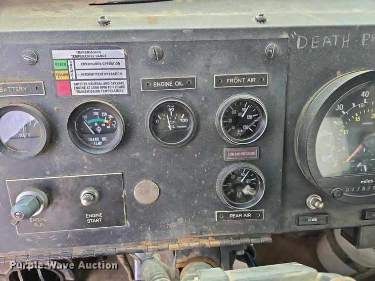 image for item ES2935 1983 AM General M915A1 semi truck