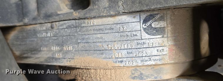 image for item ES2935 1983 AM General M915A1 semi truck