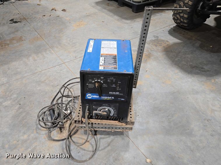 image for item ES2938 Miller Thunderbolt XL welder