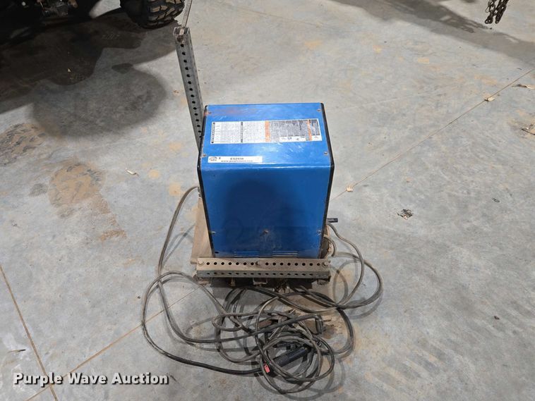 image for item ES2938 Miller Thunderbolt XL welder