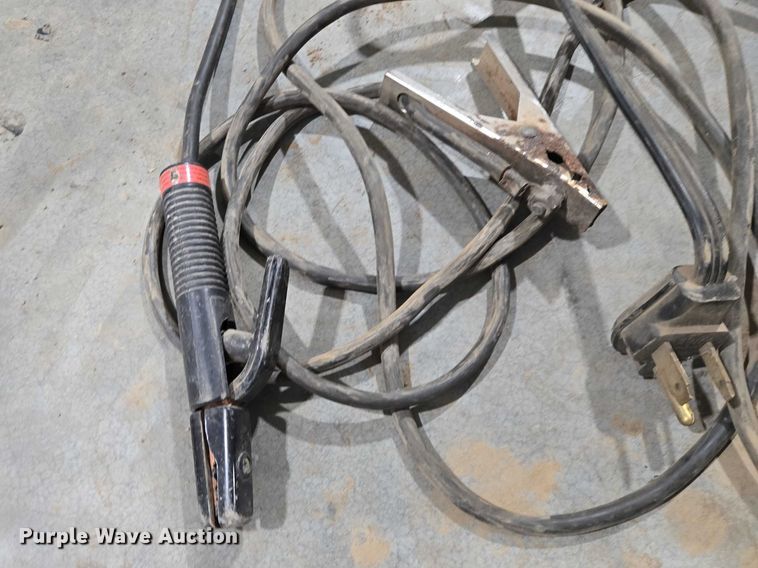 image for item ES2938 Miller Thunderbolt XL welder