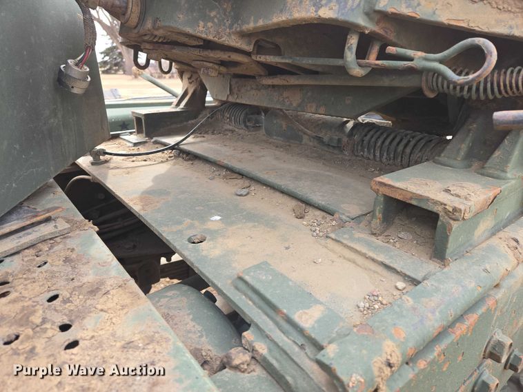 image for item ES2939 1983 AM General M915A1 semi truck