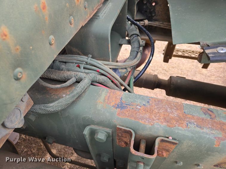 image for item ES2939 1983 AM General M915A1 semi truck