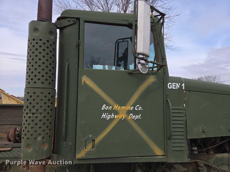 image for item ES2939 1983 AM General M915A1 semi truck