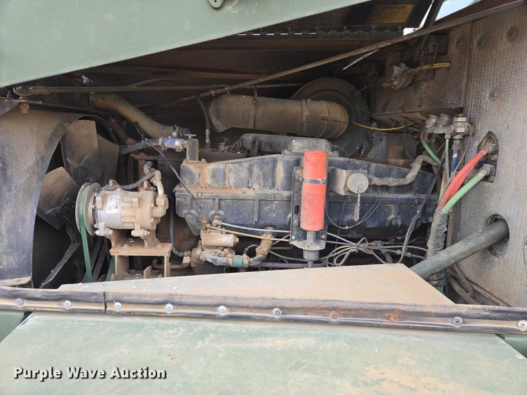 image for item ES2939 1983 AM General M915A1 semi truck