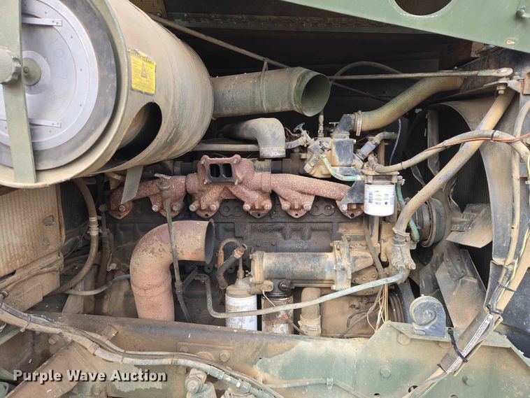 image for item ES2939 1983 AM General M915A1 semi truck