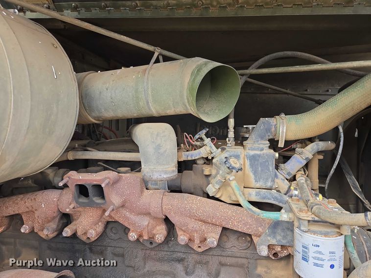 image for item ES2939 1983 AM General M915A1 semi truck