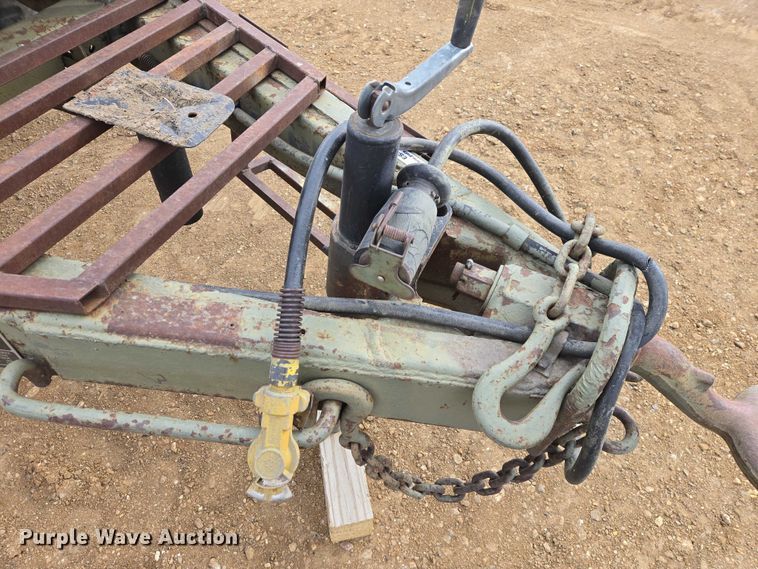 image for item ES2940 1953 Fruehauf M107A1 tank trailer