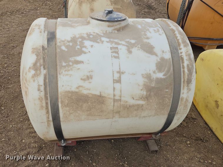 image for item ES2942 (6) poly tanks