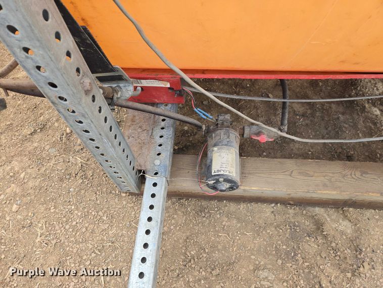 image for item ES2942 (6) poly tanks