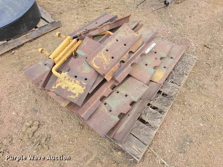 image for item ES2944 Approximately 39 track pads